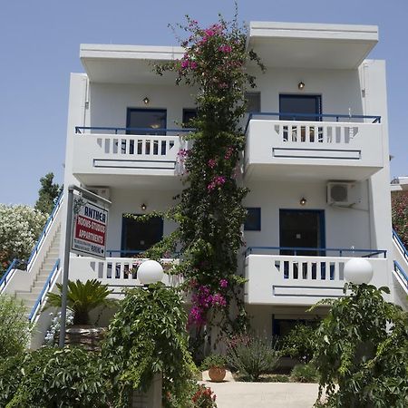 Anthea Apartments Palaiochora Exterior photo