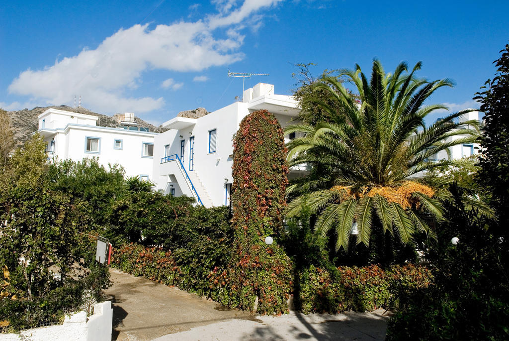 Anthea Apartments Palaiochora Exterior photo
